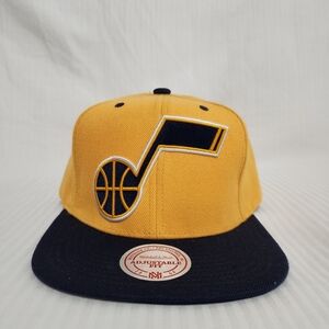 UTAH JAZZ NBA XL Logo Pop Snapback Mitchell & Ness